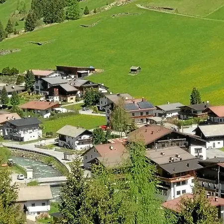 Apartment Haus Rosi St. Leonhard im Pitztal
